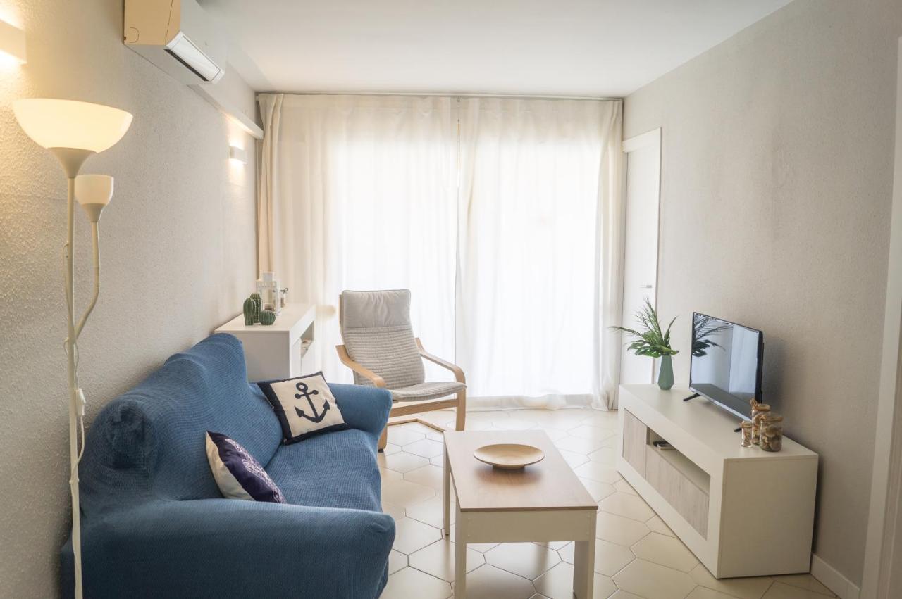 Apartamento Novelty Apartment Salou Ngoại thất bức ảnh