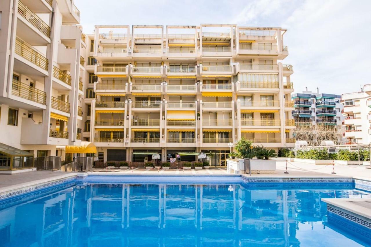 Apartamento Novelty Apartment Salou Ngoại thất bức ảnh